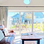 Puffin - Part Of The The Bay Village With Pool, Gym And Direct Access, Pub, Restaurant, Tennis And Meadows Walks 法利