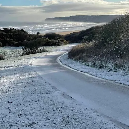 Puffin - Part Of The The Bay Village With Pool, Gym And Direct Access, Pub, Restaurant, Tennis And Meadows Walks Filey