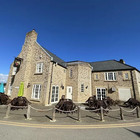Puffin - Part Of The The Bay Village With Pool, Gym And Direct Access, Pub, Restaurant, Tennis And Meadows Walks *