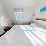 Puffin - Part Of The The Bay Village With Pool, Gym And Direct Access, Pub, Restaurant, Tennis And Meadows Walks Casa vacanze Filey
