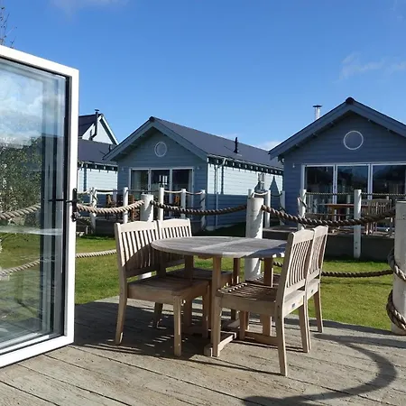 Сasa de vacaciones Puffin - Part Of The The Bay Village With Pool, Gym And Direct Access, Pub, Restaurant, Tennis And Meadows Walks